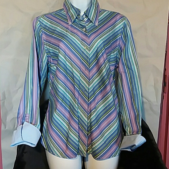 Tommy Hilfiger Tops - Tommy Hilfiger blouse Tommy Hilfiger Tops - Tommy Hilfiger blouse